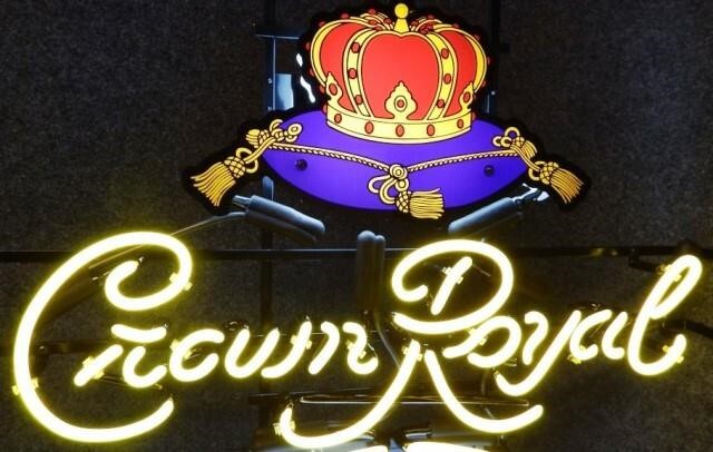 New GREEN BAY PACKERS Crown Royal Neon Light Sign 20"x16" 