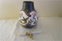 Talking Earth pot by Leigh "Winged Nation"