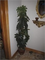 Fake Plant 61" overall  (MUST READ PICK UP INFO!!)