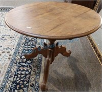 Early walnut parlor table