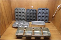 Muffin and Bread Pan Selection