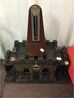 Metronome, Castle Decanter Set