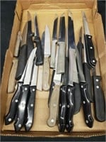 Knives mostly steak knives