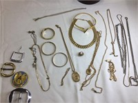 Lot of gold and silver costume jewelry