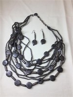 Necklace and earrings (lightweight)