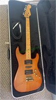 Nice electric bass guitar, 6 string with Seymour