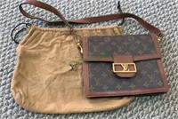Marked Louis Vuitton pattern purse bag, marked