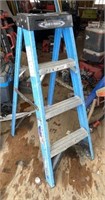 4' Blue Ladder