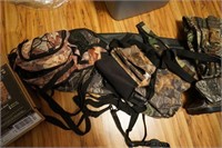 MISC HUNTING CLOTHES & HUNTING BAGS