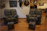 CAMO MASSAGING RECLINER WITH FOOTSTOOL