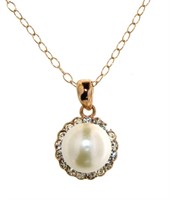 Beautiful Rose Toned Pearl & White Topaz Necklace