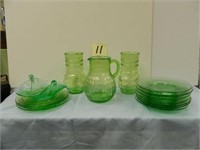 Assorted Green Depression Pieces (1 Plate &
