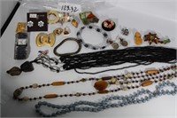 Lot of 22 Assorted Pieces of Jewelry