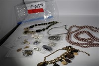 14 pieces of Assorted Jewlery