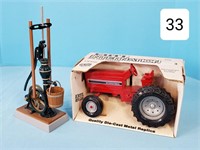 IHC Tractor & Well Pump - 1/16th Scale