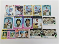 (14) Frank Robinson Baseball Cards