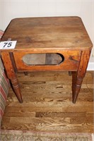 Pine Antique End Table, Turned Legs - Very Unique
