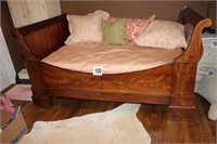 Antique Full Size Day Bed - Does NOT Include