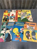 COMIC BOOKS 15 CENTS--TWEETY AND SYLVESTER,