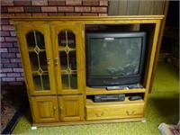 Entertainment Center, TV , VCR & Tapes