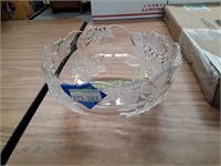 Poinsettia Glass Serving Bowl