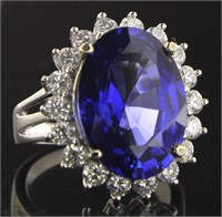 18kt Gold 16.30 ct Oval Sapphire & Diamond Ring
