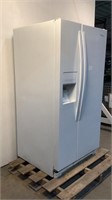Whirlpool Refrigerator WRS322FDAW00