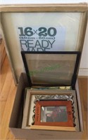 Miscellaneous lot - lot of picture frames, three