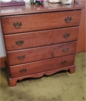 4 drawer chest of drawers  approx size is 39 wide