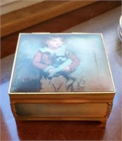 Adorable jewelry  box and contents