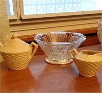 Cream & sugar and glass bowl