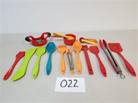 Assorted Kitchen Utensils