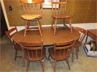 Dining table & 6 Chairs