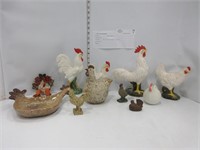 LOT: ROOSTERS & CHICKENS
