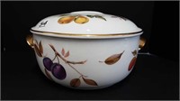 ROYAL WORCESTER EVESHAM COVERED VEGETABLE DISH