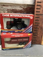 ERTL CASE 1/32 2294 TRACTOR & BARGE WAGON