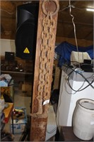 CHOICE ON LOG CHAINS WITH HOOKS