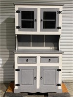 PAINTED PINE KITCHEN CABINET WITH WIRE TOP DOORS