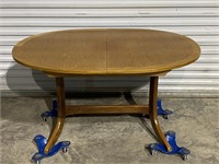 MCM TEAK DINING TABLE WITH LEAF BY NATHAN FURNITUR