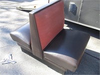 30" Double Booth