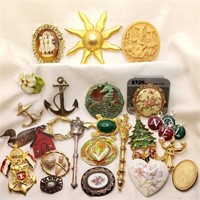 Pins Brooches & Etc