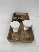Tray Lot Glassware - Salt/Peppers + Chickens