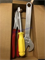 STORE DISPLAY FOAM WRENCH, PLIERS,SCREWDRIVER, 35"