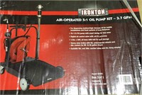 Air-operated 5:1 oil pump kit, as is, not tested