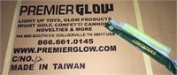 600 green glowsticks