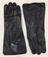 10 pairs of large butyl gloves