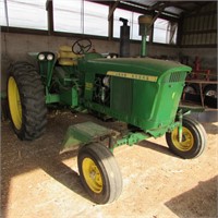 JD 3020 DIESEL TRACTOR  55