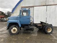 1983 Ford 8000 Single Axle Truck