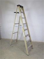 8' Tall Fiberglass Step Ladder