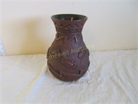 Mohawk Pottery pot "Bear Paws"